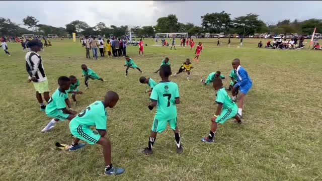 Our volunteers don’t just teach…
they make every Friday something to look forward to ⚽🌍