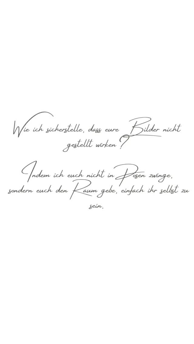 "Und was, wenn sich alles gestellt anfühlt?"
Diese Frage höre ich oft.
Und ganz ehrlich? Sie ist absolut berechtigt.
Denn niemand möchte sich später Bilder anschauen und denken: "Das waren wir nicht."
Echte Emotionen entstehen nicht, wenn man versucht, sie zu erzeugen.
Sie entstehen, wenn man den Raum davor bekommt.
Ich gebe euch keinen starren Posen. Ich stelle euch nicht irgendwo hin und sage: "Und jetzt lachen."
Ich begleite euch.
Ich gebe kleine Impulse, die sich für euch natürlich anfühlen.
Ich halte mich zurück, wenn ew echt wird.
Und ich drücke genau dann ab, wenn ihr vergesst, dass ich da bin.
Die meisten Paare sagen mir irgendwann am Tag: "Wir bemerken dich gar nicht und haben ganz vergessen, dass du da bist."
Und genau das sind die Momente, in dem die Bilder entstehen, die später alles wieder zurückholen.
Vielleicht nicht immer perfekt. Aber echt.
Wenn ihr euch wünscht, dass eure Bilder euren Tag genauso zeigen, wie er sich angefühlt hat, dann schreibt mir! Entweder eine DM oder an britta@lightpainting-fotografie.de
#hochzeitsfotografmünchen
#hochzeitsfotografmünchenumland
#hochzeitslocation
#hochzeitstipps
#hochzeitsreportage