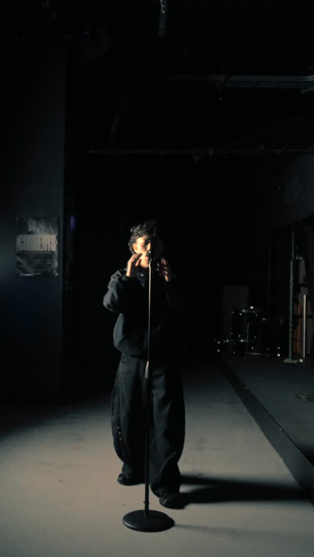 強くあれる理由を知った。
I was lost in the rain, now I see the sky.
#alternativerock #rockband #indiemusic #emotional #newmusic