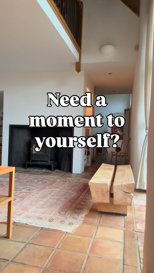 Home or away… it all adds up 🫶
Push ups�Sit to stands�Split squats�Dips�Hip thrusts
8-10 reps
1-3 sets
No pressure. No perfection.
�Just a moment for you — wherever you are.
Save this for when you need a boost!♥️
#homeworkout #holidayworkout #bodweightcircuit #simplemovement #homeoraway