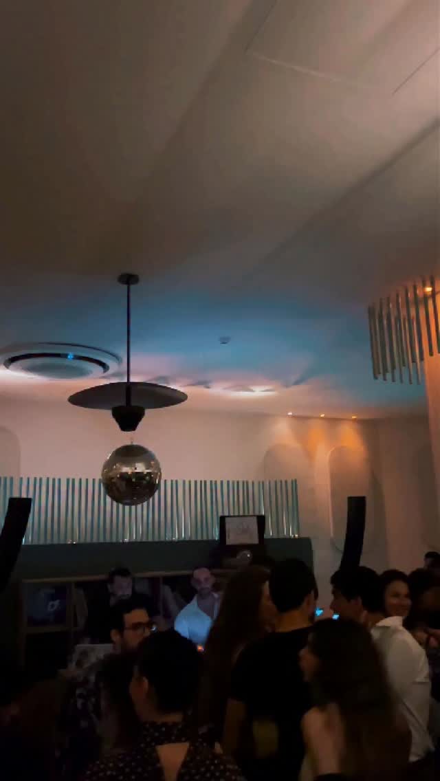 Here is a snippet of what went down last time I jammed accidentally with my old friend Mahlab at @ceryle.eg
Everything happened so naturally since the last time we played together was 8 years ago! Time flies
And yeah it's not April's fool 😂