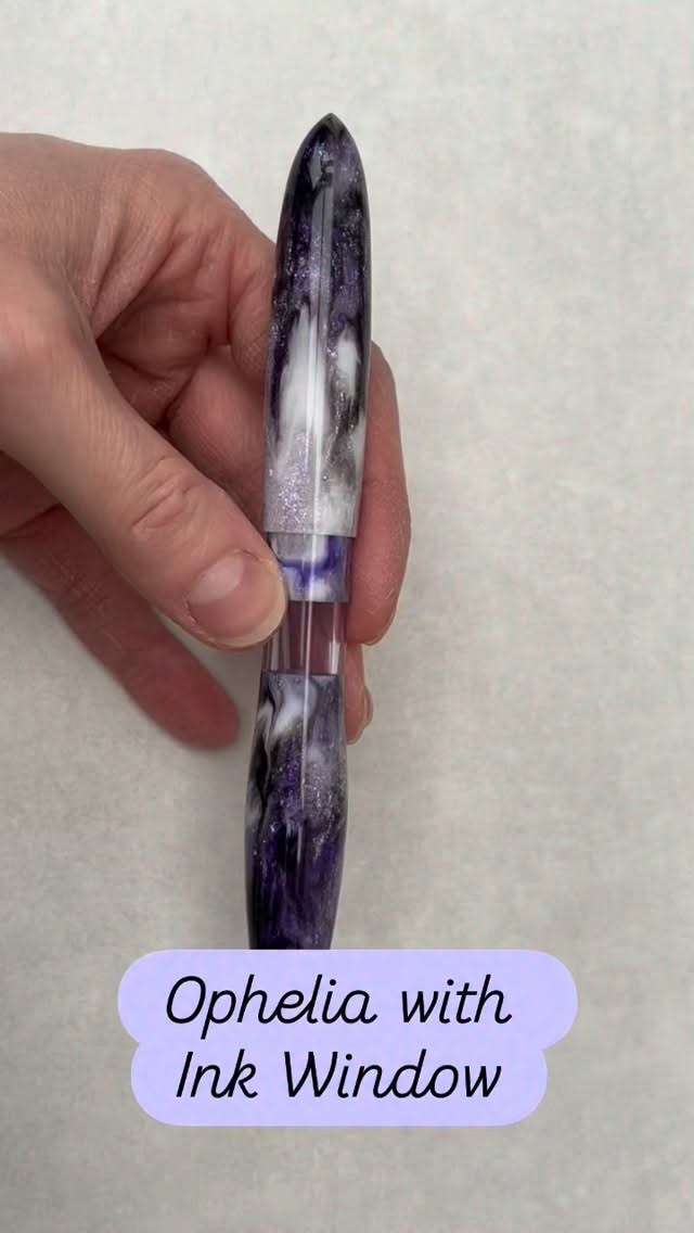 Another recent development. I can now offer the OG standard size Ophelia with an ink window 🎉🎉
This one is an in house Violet Ambition material and is already spoken for but I hope it’s giving you inspiration…
#blackrobinpens #blackrobinophelia #fountainpen #fountainpencommunity #penmaking