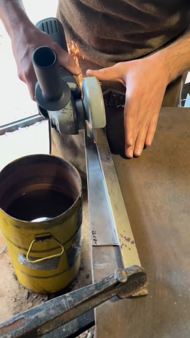 Have you ever used a chair making reamer before? A deceptively simple tool but surprisingly hard to come by! I cut the blade (very carefully) from a strip of 1.5mm high speed tool steel and turned the body from a piece of rosewood from an old door. Getting the fit and shape of the cone was a challenge but with a bit of tuning up with a spoke shave you can get it cutting really well.
There’s something so rewarding about making your own tools. I’m about to start a rocking chair for the #woothaprize and wanted to make it right. Up until now all my chair leg tenons have been cylindrical but it’s about time for an upgrade!
Comment if this is the first time you’ve seen one of these tools.
#furnituremaker #woodworking #handtools #chairmaking