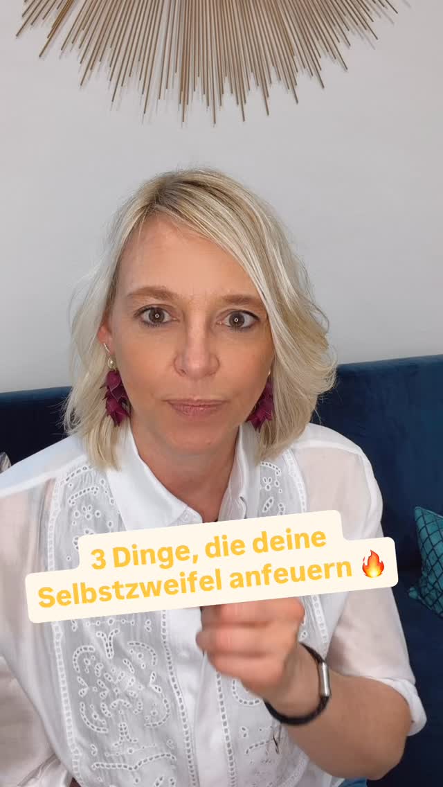 Viele denken, sie haben einfach zu viele Selbstzweifel.
Aber oft sind es ganz andere Dinge im Alltag, die das immer wieder verstärken.
🔥Perfektionismus:
Dieser Druck, alles richtig machen zu müssen.
Und dieses Gefühl, es reicht trotzdem nie ganz.
🔥 Der Wunsch nach Anerkennung:
Dass jemand sieht, was du machst.
Dass jemand sagt: das war gut.
Und wenn das nicht kommt…
zweifelst du direkt an dir.
🔥 Und dann noch dieser ständige Vergleich:
Du siehst bei anderen die Ergebnisse.
Die Erfolge.
Das, was funktioniert.
Aber du siehst nicht, was dahinter steckt.
Und vergleichst das mit deinen Gedanken.
Deinen Unsicherheiten.
Deinem inneren Chaos.
Kein Wunder, dass sich das irgendwann so anfühlt,
als wärst du nie ganz genug.
Das hat nichts damit zu tun, dass du nicht weit genug bist.
Sondern damit, dass dein Selbstwert im Außen hängt.
Und genau da beginnt die eigentliche Arbeit.
Was trifft dich am meisten – Perfektionismus, Anerkennung oder Vergleich?
👇 Schreib gerne in die Kommentare
Kostenloses Webinar siehe Link in Bio
#selbstwert #innerestabilität #grenzensetzen #innereskind #selbstzweifel