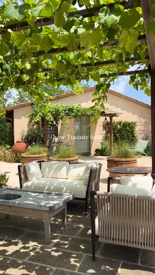 how Tuscany feels 🧺🍃
#igtoscana #tuscanyitaly #igitalia #howitalyfeels #visittuscany