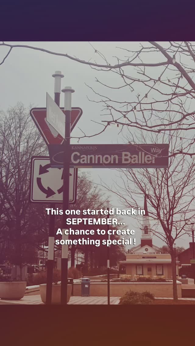 From an idea… to the ballpark. ⚾️
What started back in September turned into something so special—
meeting with Brent Sneed and his team,
testing scents, voting on favorites,
bringing it to life in our studio,
and finishing it with the perfect label.
So many hands played a part in this one 🤍
Ballers Win + The Clubhouse
Drop April 2 at the team store
