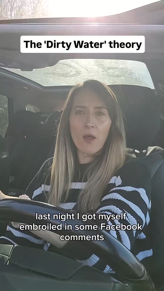 Why do I do this to myself 🤦♀️
#kindness #womensupportingwomen #girlswholift #ptformums #over40fitness