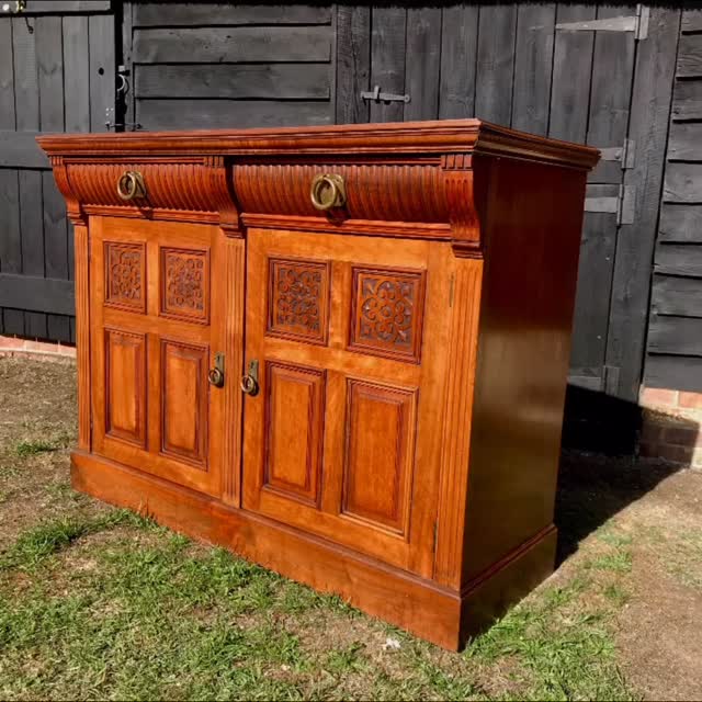 For similar incredible value antique home storage solutions, please drop us a line.
Polished timber and premium paint finished examples currently available.
#antiquefurniture #homedecor #greatbritishrevivals