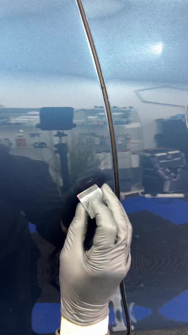 An annoying scratch now looking a lot better!
#detailing #carscratch #detailingworld