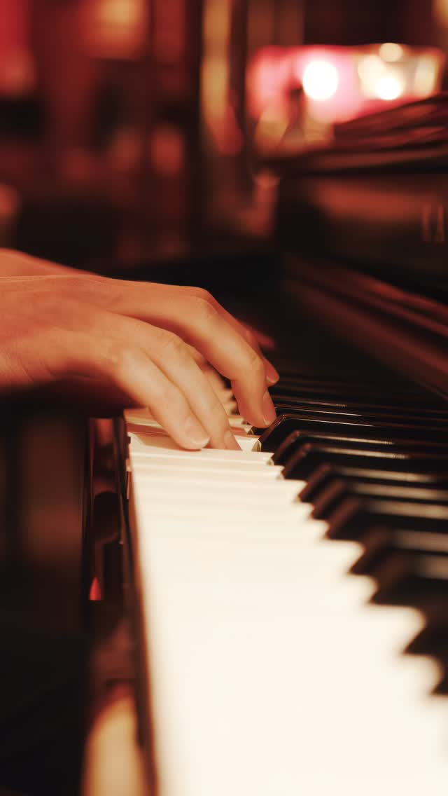 ✨ Soirées Piano au Christina ✨
Laissez-vous envoûter par la magie des notes... Chaque mardi et jeudi soir, le restaurant Le Christina se transforme pour vous offrir une parenthèse musicale hors du temps. 🎹
Profitez d’un dîner raffiné accompagné des mélodies douces de notre pianiste. L’alliance parfaite entre gastronomie et harmonie.
📍 Le Christina
🗓️ Tous les mardis et jeudis
✨ Réservez votre table pour une soirée inoubliable.
#LeChristina #SoireePiano #DinerMusical