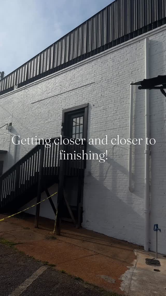 Keep your eyes peeled for our gorgeous building upgrades on the Dadeville Square!👀
#lakemartinfinds #giftshopfinds #lakemartingiftshop #dadeville #shopsmall