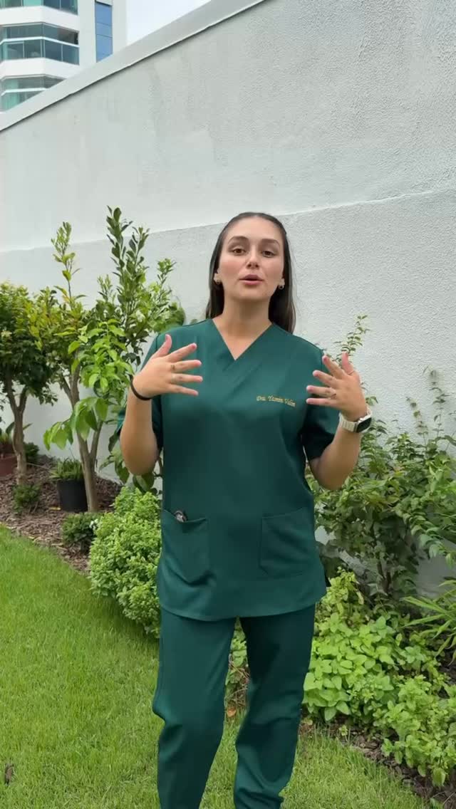 Muita gente ainda pensa que o Pilates é apenas alongamento, mas a verdade é que ele vai muito além disso.
O método trabalha força, controle, postura e mobilidade, ajudando a reduzir dores, melhorar o equilíbrio do corpo e proporcionar mais qualidade de vida no dia a dia.
Cada exercício é adaptado para a necessidade de cada pessoa, respeitando limites e objetivos individuais.
Se você sente dores nas costas, rigidez no corpo ou quer cuidar melhor da sua saúde, o Pilates pode ser o primeiro passo para uma vida com mais movimento e bem-estar.
Agende sua avaliação e comece a cuidar do seu corpo hoje mesmo.
Clínica Lorem
📲(47) 99193.1511
📍Rua José Eugênio Muller, 1079 - Itajaí