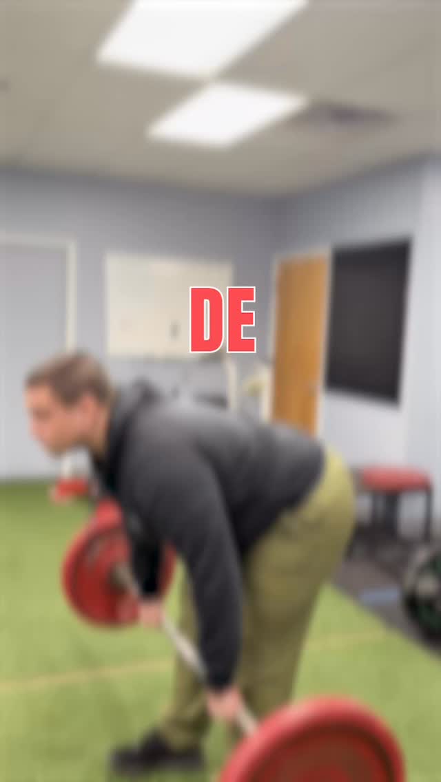 Research shows that the #1 reason people get hurt deadlifting is spinal flexion under load which is basically, your back rounding while the weight is heavy. The deadlift is one of the most effective compound movements for building strength but form is everything.
❌ Common mistakes you want to avoid:
- Rounding the lower back: increases injury risk to the intervertebral discs
- Bar drifting away from the body: puts excess stress on the lower back
- Hips shooting up first: Turns the lift into a stiff-leg deadlift
- Looking up excessively: Hyperextends the cervical spine and disrupts spine alignment
✅ Things to remember for your next deadlifts:
- Maintain the natural curve of your lumbar spine
- Push the floor away, don’t just pull the bar up
- Keeps the load close to your center of gravity
- Use your core when you pull
- Drive through the floor with your legs