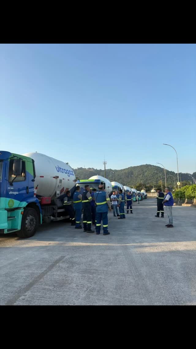 Sindminérios Santos reuniu os trabalhadores da companhia Ultragaz unidade Santos Alemoa (30 abr 26), quando atualizou sobre as pendências que ainda não foram resolvidas pela empresa, inclusive audiência ocorrida na última sexta-feira dia 27 de Março.
*Acomodações nas viagens;
*Acomodações leito hospitalar;
*Contestação a autorização de desconto de multas de trânsito.
JUNTOS SOMOS MAIS FORTES