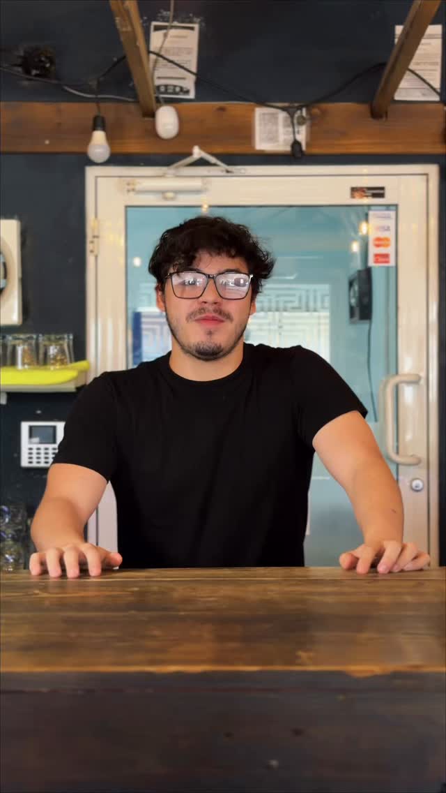 La mejor muestra de amor 🥰 venir a Buffeta por su plato favorito 🤩
Te esperamos en horario regular 🫰🏻✨🙌🏻
#hamburguesas #comida #buffetarest #wings