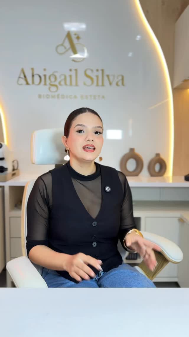 Bigode chinês 👀 ele já chegou por aí?
Existe um segredinho por trás desse tratamento e eu quero te explicar como funciona!
Se você tiver interesse em realizar uma avaliação presencial, entre em contato comigo pelo link que está na Bio ou comenta aqui EU QUERO 💕
#estetica #bigodechines