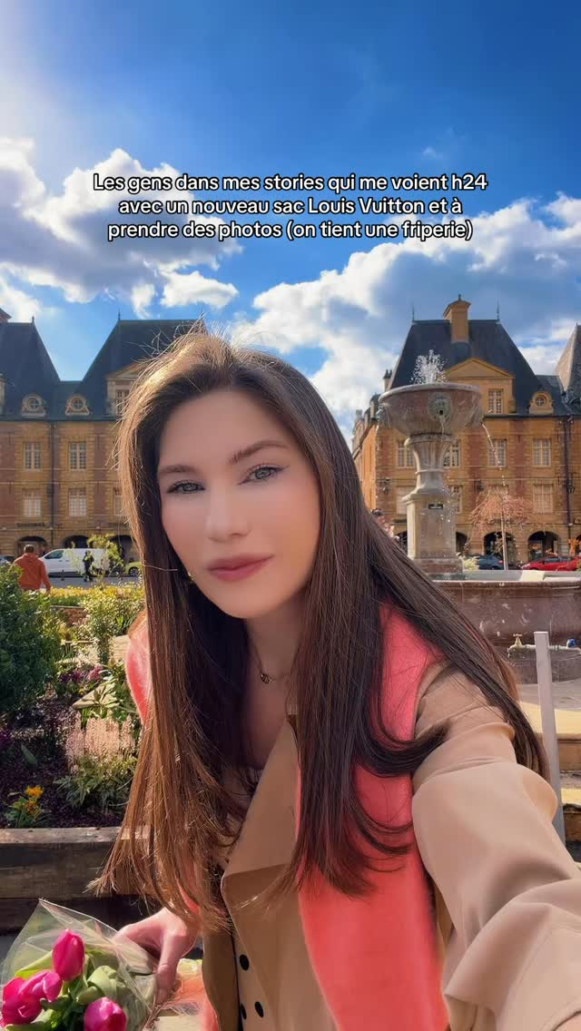 Les gens qui débarquent 😂 j’aime tellement les sacs que j’en ai fait mon métier 🤭🫶🏻💕
#friperie #business #sacdeluxe #louisvuitton #businessowner