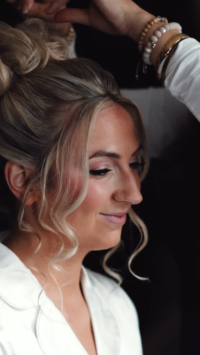 The most caring, generous, loving and perfect human of a best friend I could ever have 💛
Gush over the bride’s strengths and her love story and it will never steer you wrong. The wedding day is one of the best times to tell your bestie (and the world) exactly how much you adore her. The other ideal time? Right now!!
Send this to the most caring, generous, loving and perfect human of a best friend in your own life - because you can never tell her too often 💛
#pittsburghweddingvideographer #mohspeech #omniwilliampennwedding #bridesquad #pittsburghwedding