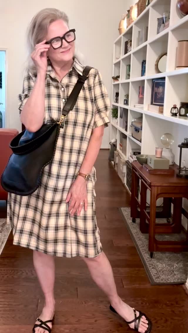 I’m late posting today because we have lots going on, with a possible diagnosis, 🏥and a long road ahead and we need miracles. I decided when I went home this morning to shower to try on a new dress 👗 and accessorize it, because it makes me smile. And I was thinking about all the seasons, winter, spring, summer and fall, and how God is with us in them all reminding us that every season is under his command, the sun ☀️ and the moon arrive and leave every day faithfully, he is with us. I can’t thank 🙏you enough for your prayers. I hope you Enjoy these little slides with different ways to accessorize… And thank you for being my friend. April issue is up to enjoy as well. See link in bio. #thymemag #april2026