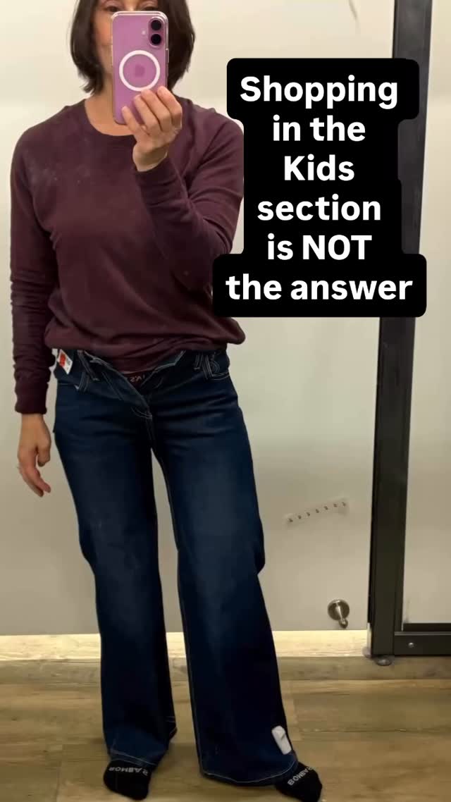 Petite women shouldnât be forced to shop in the kids section. We deserve to be seen and heard.
Iâm Carole, Iâm 4â11â and I know how hard it is to find clothes that fit. I was so frustrated with clothes shopping that I started tracking brands that work for us, and built a directory to help others. Click the link in my bio for help. đď¸