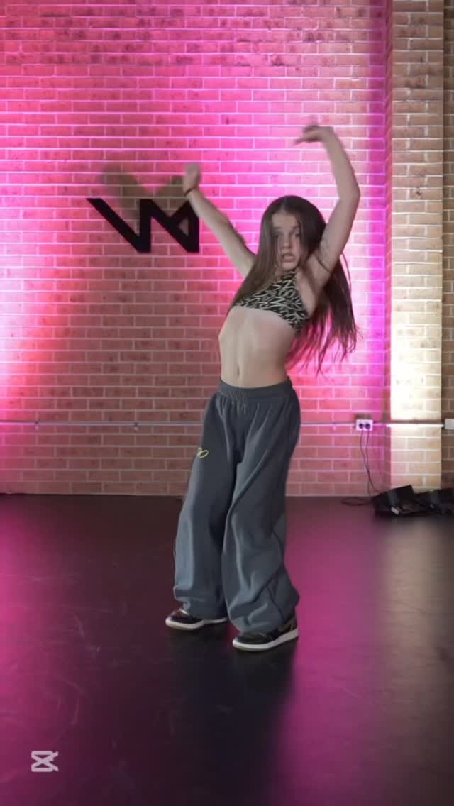 Meet Porshia, Sophie & Alyssa 🌟
Some of your Jump 2026 Ambassadors 💜🩵
We can’t wait to watch these three shine throughout the year!
Lets show them some love 🙌🏽👏🏼