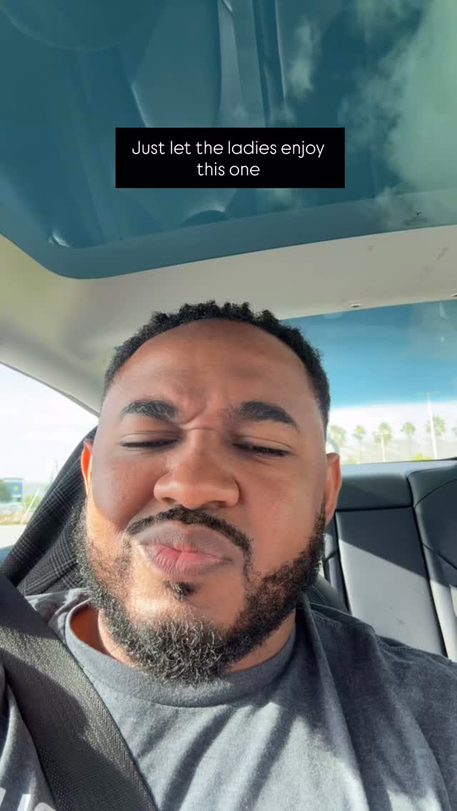 I choose violence today. Let me see all the boys who like them feet up crying in the comment 🤣🤣
#pettyday