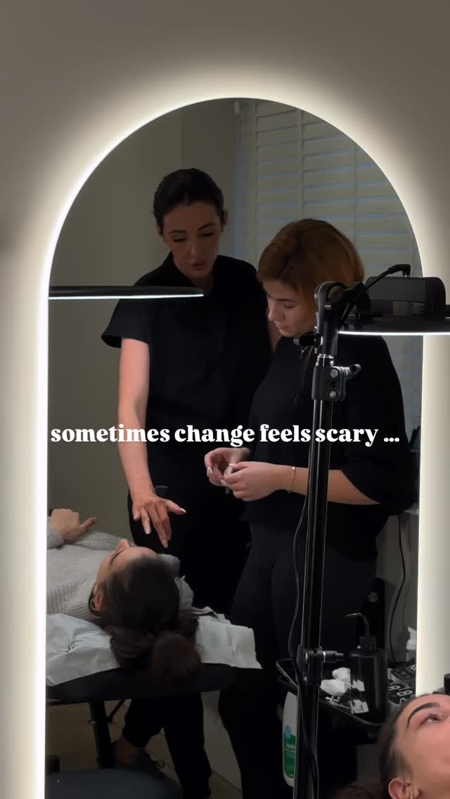 but that’s where the magic happens ✨
the moment you decide to step out of your comfort zone…
is the moment everything starts to shift
new skills
new confidence
new opportunities 🖤
don’t let fear keep you in the same place
this could be the start of everything 🫧
📩 message me “COURSE” to start your journey