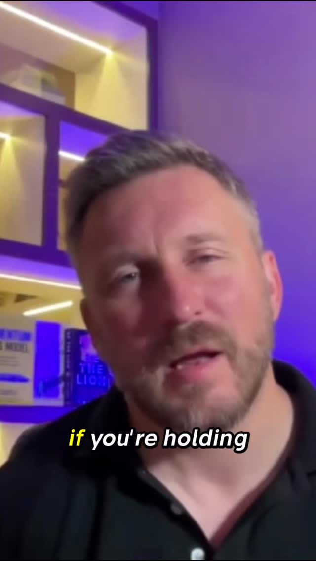 The world has changed 🌍
Now more than ever, it’s imperative that you stand out and differentiate yourself by sharing authentic snippets of your life with your audience.
@kerrieleebrown delivers an amazing and insightful conversation, such wisdom from the depths of her experience in publishing and speaking on stages for 30 years, interviewing some of the worlds most successful people.
Make sure you check out this episode It is going absolutely nuts. 🎙️
People are loving it it’s all about self-care learning to say no and making yourself live a life you are proud to live. 🔥
#wonderful #selfcare #authenticitywins #leadership #motivational