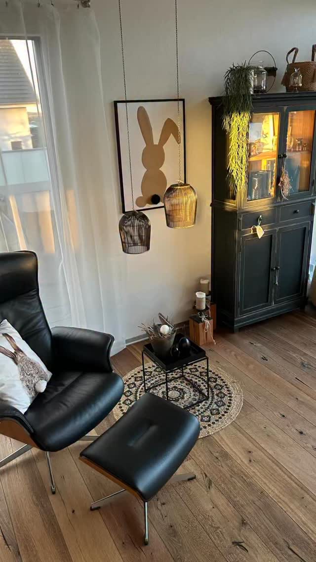 Frohe Ostern 🐣
Möge Ostern bunt, warm und voller Lachen sein –
und möget ihr beim Eiertütschen so triumphieren,
dass selbst der Osterhase beeindruckt stehen bleibt 🐰😂
#ostern #froheostern🐰 #osterfest #ostergrüße #osterdeko