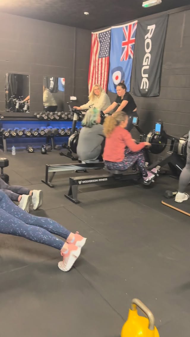 First of many Women’s Day Workshops. We talked menstrual cycles and menopause. We trained and completed a yoga flow. We drank tea and ate cake.
Thank you all the women at Hylete Fit and to those we are yet to meet 🤟
#womeninspiringwomen #womensday2026❤️ #womenwholiftwomen #womenwholiftweights #womenhelpingwomen