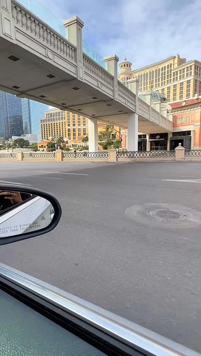 Cruising past Bellagio on Las Vegas Blvd and it still knows how to steal the whole frame. The fountains, the glow, the front of the resort, all of it feels like classic Las Vegas every single time. This is one of those drive by views that never gets old no matter how many times you see it. Would you stay at Bellagio on your next Las Vegas trip?
Grab my FREE Las Vegas Mini Guide at https://stan.store/mikeyinthemixvegas 💫
#Bellagio #LasVegasStrip #LasVegas #VegasHotels #MikeyInTheMixVegas