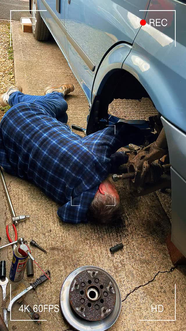 Brakes and suspension replaced ✅
#vanlife #vanconversion #mechanic #campervan #staycation