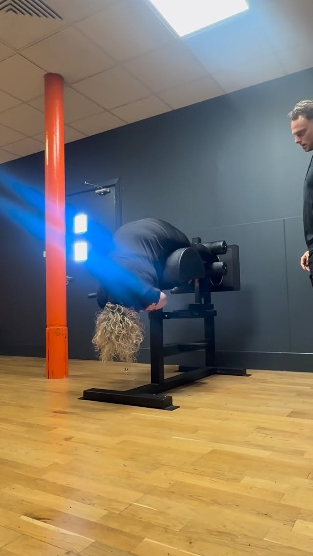 “Let’s do a new exercise today” my PT (@curtishartleypt ) said. “Are you kidding I said?” He said. “I know you can do it” and lo and behold, here I am doing it. Just goes to show how (a) the limbic system can take over and tell us what we can’t do rather than the pre frontal cortex being in charge and telling us what we can do and (b) that sometimes others can believe in us more than we do and how important that is. I help people with both of these - helping others to believe in themselves and trusting in themselves that they can achieve things.