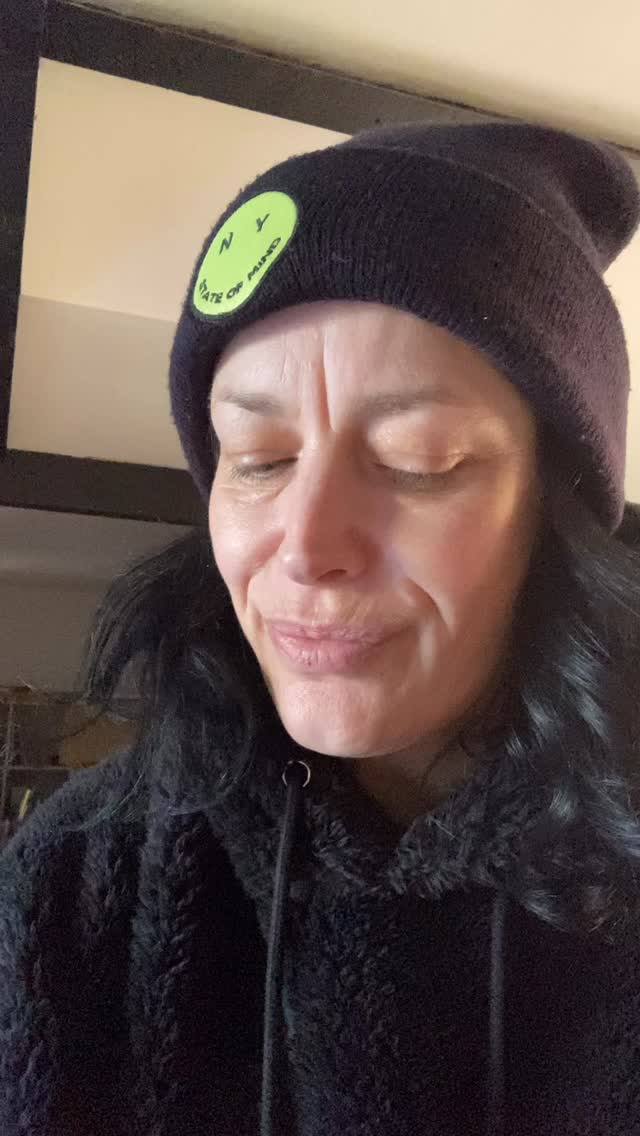 Having Fun with Breakfast! 😂😂😂😂
‘Everything I Do, I Do with Passion’
Have Fun & Follow Your Dreams.
JP2026 x
#foĺlowyourdreams #artlife #passionfruit #voiceactor #puppeteer