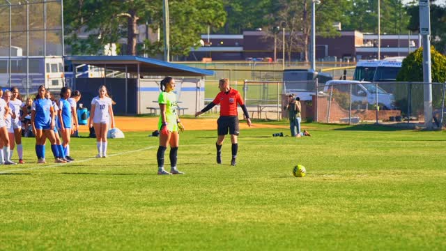 @warriors_fcs playing at home and showing out, some absolute bombs getting thrown around!
#warriorssoccer #videos #fyp #soccer #highlights