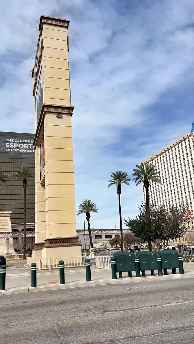Outside of Luxor Las Vegas and the pyramid still does exactly what it is supposed to do. It stops you. That black glass, the sharp shape, and the giant beam shooting into the sky make this one of the most iconic views on the Las Vegas Strip. A little mysterious, a little dramatic, and very Vegas. Would you stay at Luxor Las Vegas?
Grab my FREE Las Vegas Mini Guide at https://stan.store/mikeyinthemixvegas 💫
#LuxorLasVegas #LasVegasStrip #VegasHotels #LasVegas #MikeyInTheMixVegas