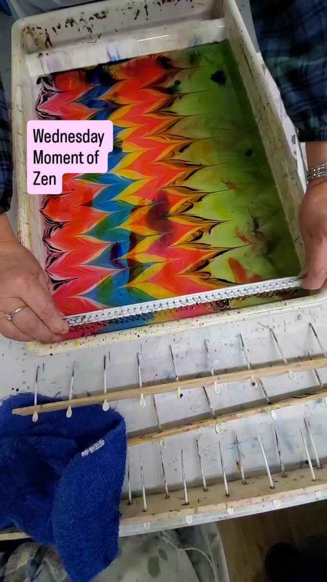 #majikalmarblingreveal #wednesdaymomentofzen #relaxation #floatingpaint #riverartsdistrict