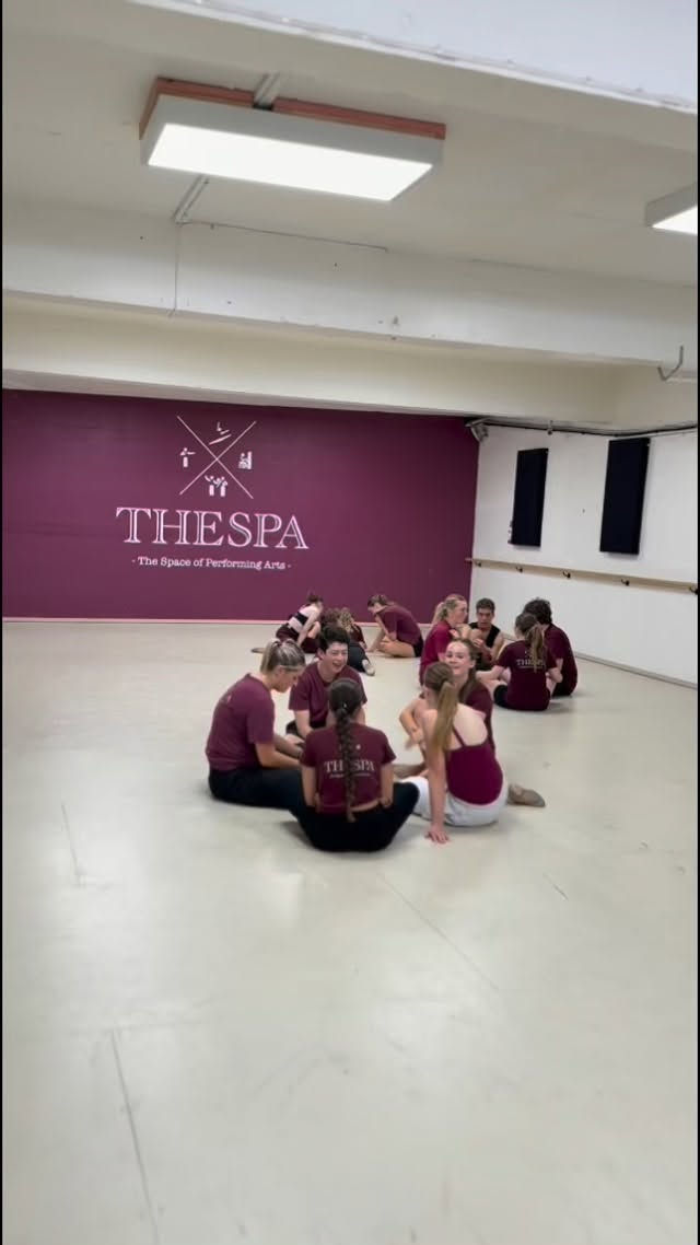 More than just a dance school ✨ #acting
Students were given dialogue and the challenge was to build their own scene around them. The result? Endless laughs, bold creativity, and some great storytelling 🎭
#thespanz #newplymouth #seniorcompany