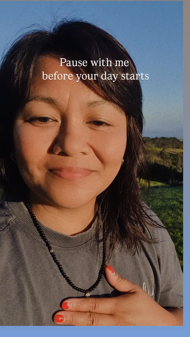 Take a pause with me before you start your day. Did you need this reminder that you are enough?
#miabellenz #micromomentsmatter #mindfulnesspractice #takeabreath #massagetherapist