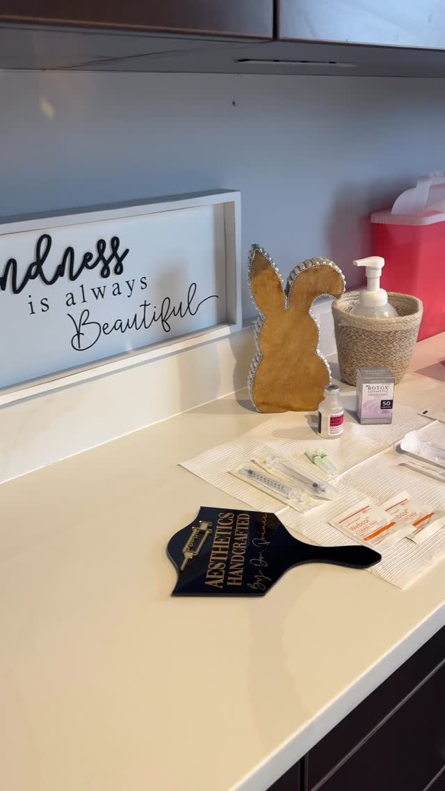 Happy Easter from Handcrafted Aesthetics! 🐰✨
We hope your basket was filled with sweet treats, surprises, and a little self-care too!
#medspa #gahanna #botox #glowup #weighlossjourney
