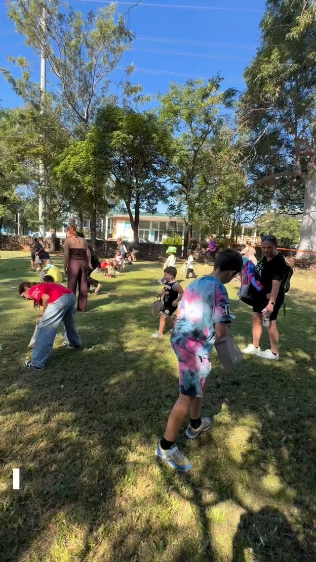 Here at SRAC, weโd like to wish everyone a safe and joyful Easter ๐ฃ
Whether youโre spending it at home with family or travelling.
A big thank you to everyone who joined us at our Community Easter Event on Thursday, it was amazing to see so many of you come together. We also want to give a special shoutout to all the services, businesses, and organisations who came out to connect with mob and support the day.
And of course, a huge thank you to those who generously donated prizes for our lucky door raffle, weโre sure our winners were very grateful!
From our SRAC Family to yours, have a wonderful Easter ๐ค๐โค๏ธ