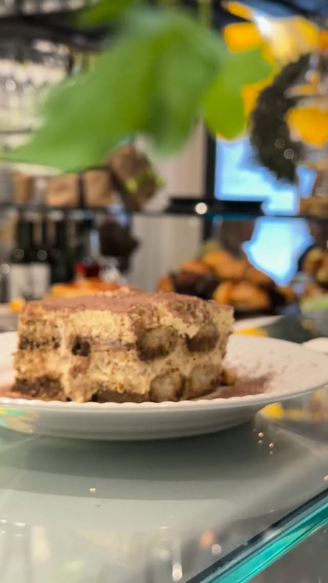 Good Friday, done right 🇮🇹
Long weekend ahead, no rush, just good food and a little something sweet…
our homemade tiramisu, made fresh in-house and worth saving room for.
Pop in this afternoon, take a break, and start your weekend the Italian way ✨
#GoodFriday #LongWeekendVibes #TiramisuLovers #ItalianDesserts #FoodieUK