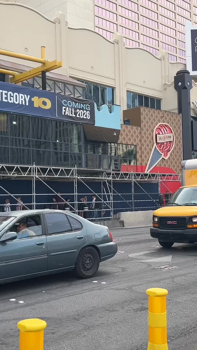 Flamingo is getting something new this year, Luke Combs’ new three story venue Category 10 is on the way right out front at Flamingo Las Vegas, with construction underway now and an opening planned for fall 2026. The Strip keeps changing and this one is going to bring a whole new country music party spot to the front of Flamingo. Are you adding this to your next Las Vegas trip?
Grab my FREE Las Vegas Mini Guide at https://stan.store/mikeyinthemixvegas 💫
##FlamingoLasVegas##LukeCombs#Category10LasVegasStripMikeyInTheMixVegas