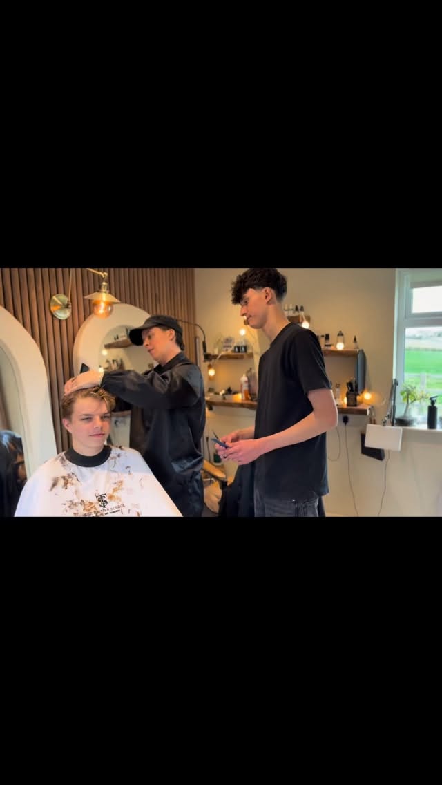 16-year-old Tom is already two years into his barbering journey while studying his A-levels - now refining his craft and building professional foundations with the British School of Barbering. #BarberSchool #BarberTraining #BarberingAcademy #BarberTraining #learntocuthair