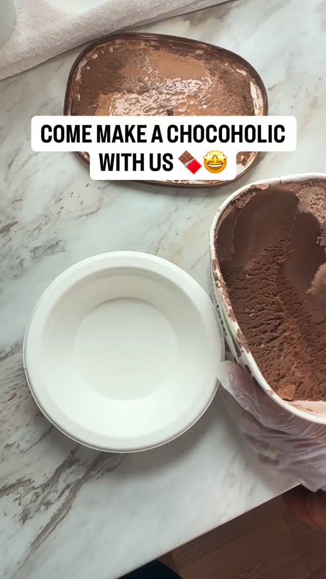 This one’s for the chocolate lovers🍫
Come try out the chocoholic for yourself🤩
We’re open from 11AM-6PM daily at Kuilima Farm📍
#supportlocal #shaveice #organic #homemade #northshore