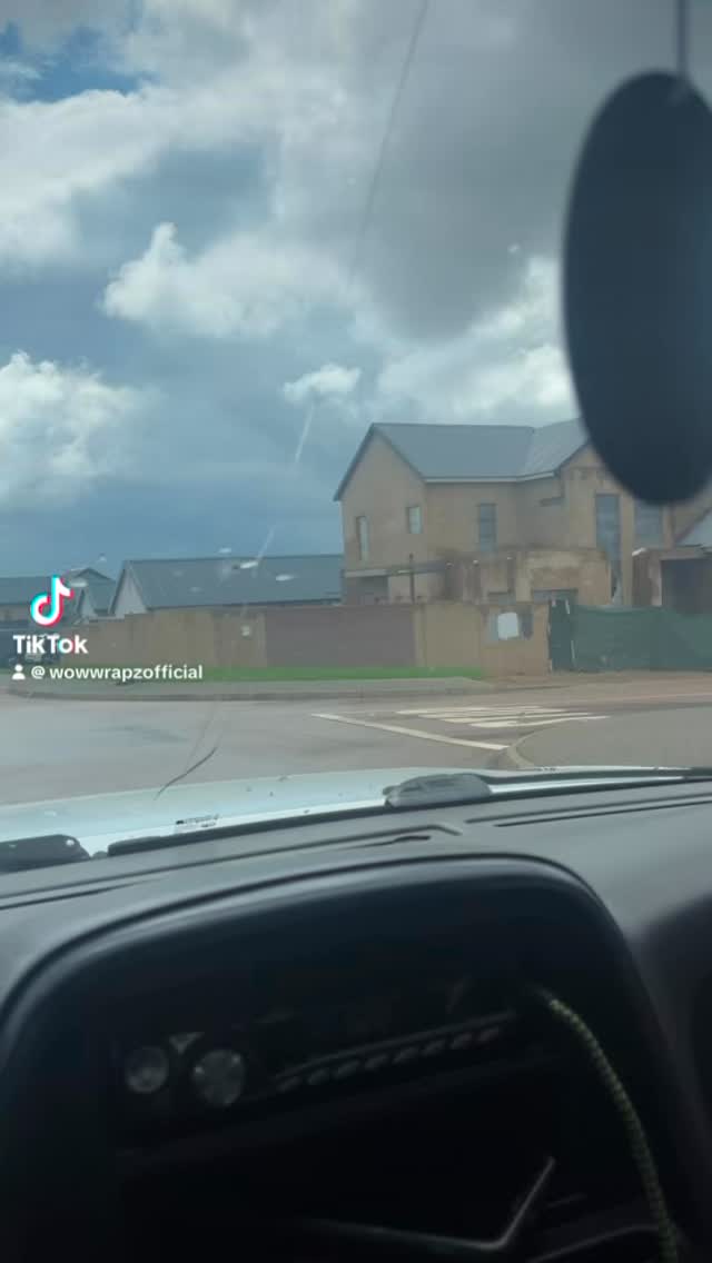 “Build your dream, we’ll help you nail it 🏗️”
0663504922