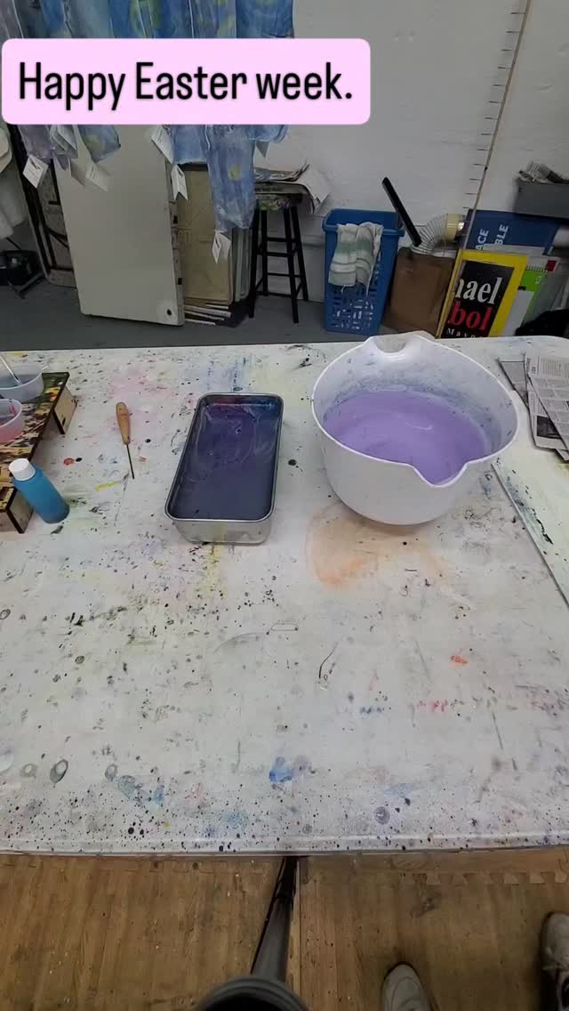 #majikalmarblingreveal #floatingpaint #watermedia #marbledmonday #ashevillenc