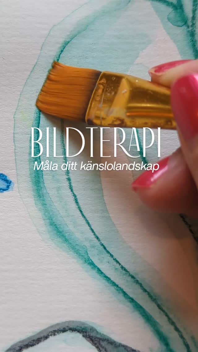BILDTERAPI - MÅLA DINA KÄNSLOR
▪️Börja med att måla våra grundkänslor – glädje, nyfikenhet, förvåning, ilska, rädsla, sorg, skam och avsky.
Välj en färg som känns rätt för varje känsla och låt handen rita det första som kommer till dig.
Det finns inget rätt eller fel, det här är dina symboler.
▪️Vänd sedan på pappret och måla hur ditt känsloliv ser ut just nu, och använd gärna dina känslosymboler från första sidan för att placera ut de känslor som tar mest plats i ditt liv.
Låt vissa känslor få större utrymme och andra bara finnas där i bakgrunden.
▪️När du känner dig klar, reflektera över:
Vad säger bilden dig- hur skulle du beskriva den?
Blev du överraskad av något under tiden du målade?
Vad skulle du kalla din målning?
.
.
.
.
.
.
.
.
.
.
.
.
.
Ibland kan en bild säga mer än tusen ord.
#bildterapi #konstterapi #skapande #kreativitet #självutveckling #inrearbete #känslor #mentalhälsa #självkärlek #läkning #mindfulness #hsp #kreativläkning #måla #konst #personligutveckling #inspiration #kreativtflöde