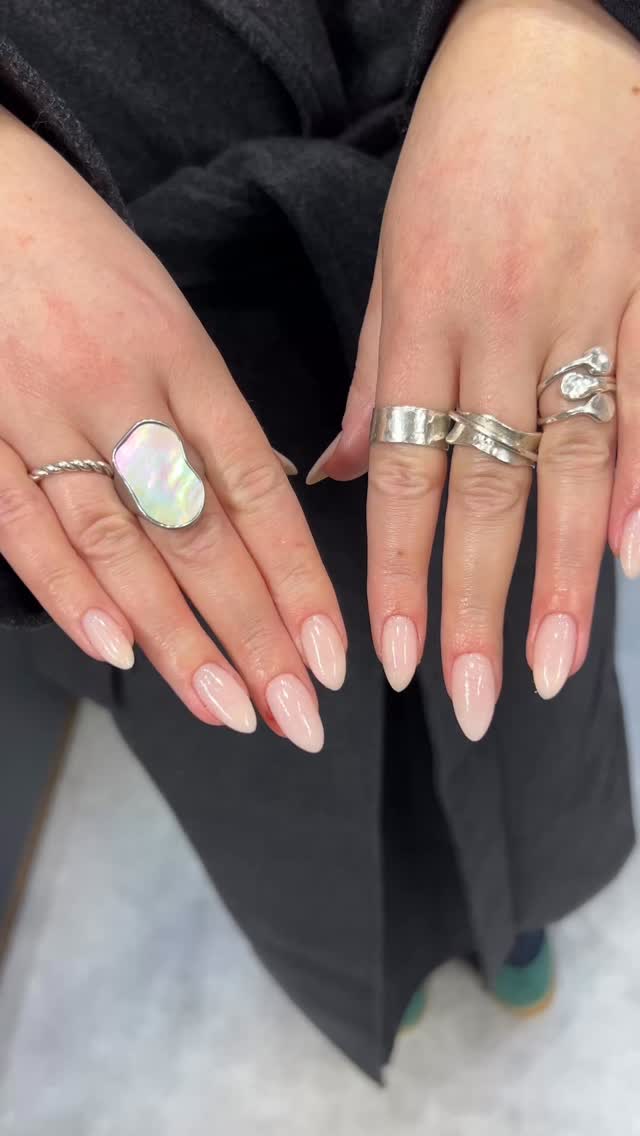 Cheap prices can be appealing.
But they don’t always tell the full story.
In the nail industry, pricing can reflect very different business models.
So it’s worth asking:
Are you receiving the same level of training, hygiene, and product quality?
Are the products fully compliant and professionally sourced?
Is the business operating transparently?
And most importantly…
What kind of business are you choosing to support?
At BOUYAGE, we’ve chosen to build a business that is fully compliant, professionally run, and focused on long-term standards — not shortcuts.
We don’t compete on “cheap”.
We compete on quality, consistency, and integrity.
Because what you pay for isn’t just a treatment…
It’s the standard behind it.
#Bouyage #StAlbansNails #LuxuryNails #EthicalBeauty #GelNailsUK