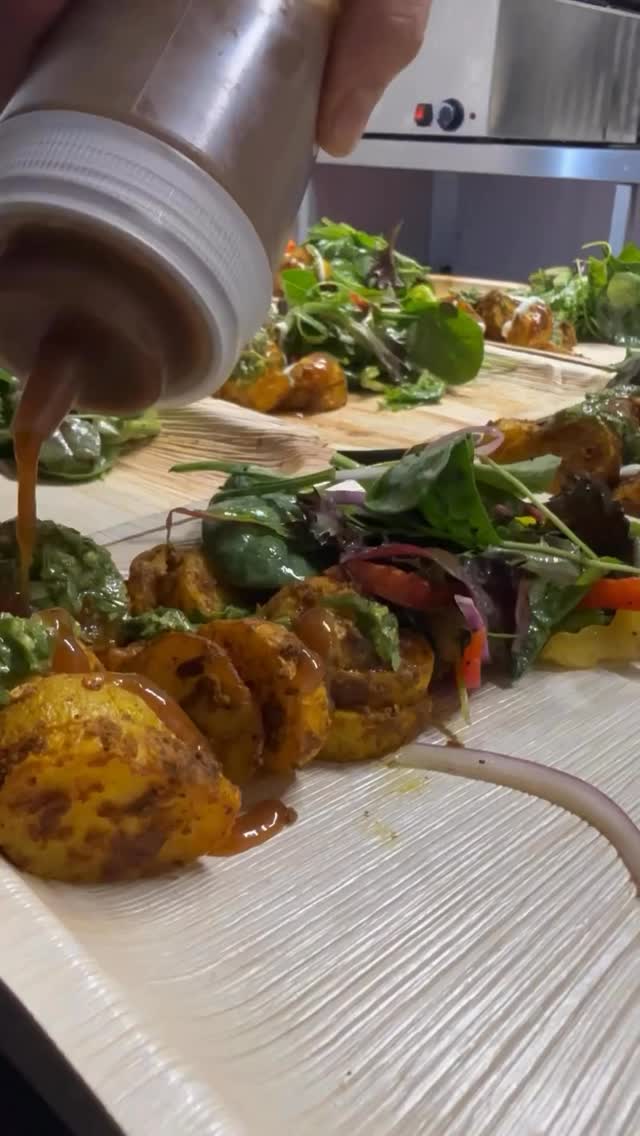 Take a look at our street rolls 🤤🌯
Straight from our A91 Streetfoods truck🔥 Bringing a unique, modern twist to event catering.
Contact us now for 2026 bookings 📩
#a91streetfood #outsidecatering #dundalk #streetfood #eventcatering